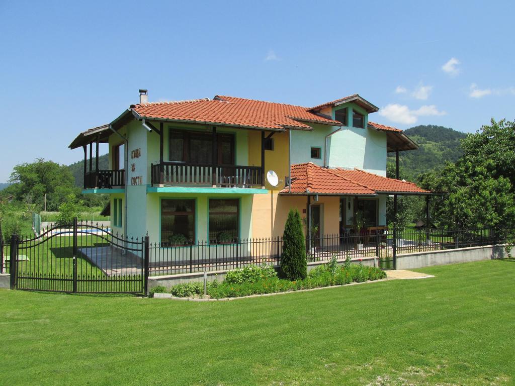 Pri Orehite Guesthouse 奥雷沙克 外观 照片